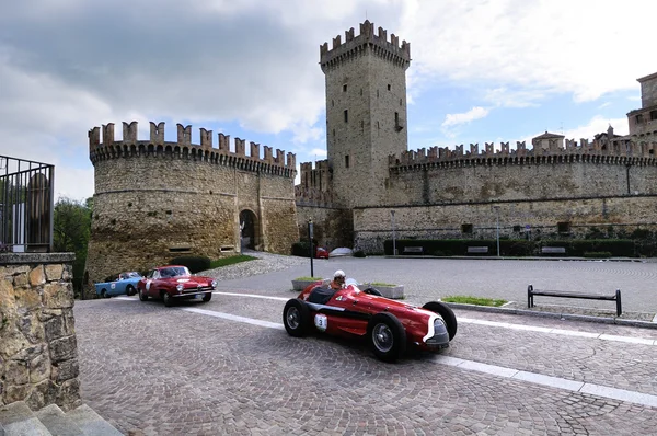 Czerwony alfa romeo 158 podczas 500 miglia touring — Zdjęcie stockowe