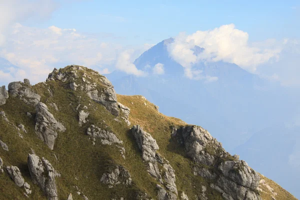 Paisagem do Monte Grona . — Fotografia de Stock