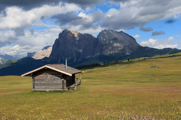 Sassopiatto en Langkofel — Stockfoto