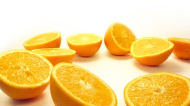 portakal tatlısı, onlara bir portakal rulo yakın çekim.