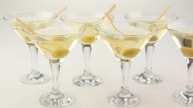 zeytinli martini