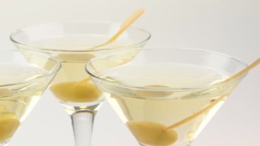 zeytinli martini