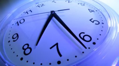Saati zaman atlamalı (Hd)