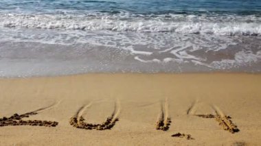 2014 nubers kum üzerine temizlemekten deniz surf