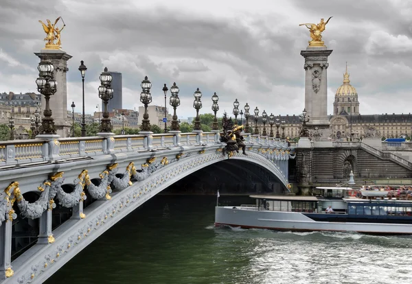 Brug. Rechtenvrije Stockafbeeldingen