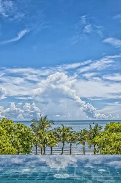 Jacuzzi in Paradise — Stock Photo, Image