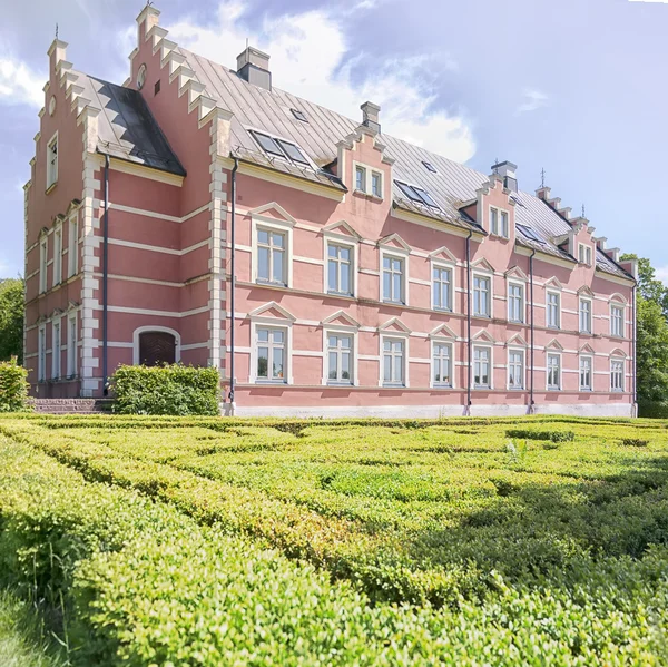 Palsjo slott in helsingborg met hedge doolhof — Stockfoto