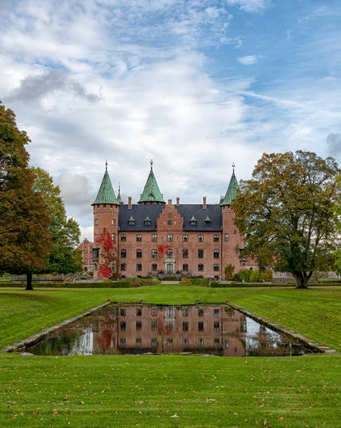 Eslov Sweden 2021年10月17日 秋の季節に南スウェーデンのEslov地域のTrolleholm城 — ストック写真