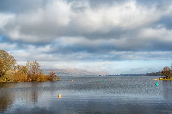 Eine Landschaftsaufnahme Von Loch Lomond Von Balloch Schottland — Stockfoto