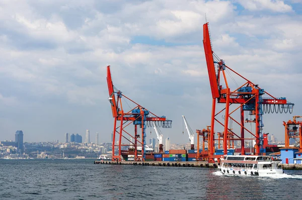 Istanbul Turkey April 2011 Port Haydarpasa Also Known Port Haidar — Stockfoto