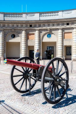 STOCKHOLM, SWEDEN - JULY 31, 2022: Guard at the royal palace in the gamla stan area of the city.