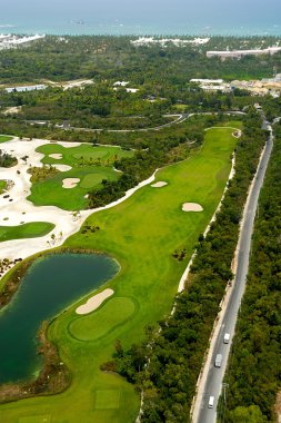 golf sahası elevevated görünümünü