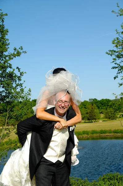 Bride and groom — Stock Photo, Image