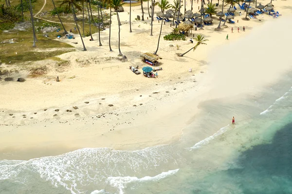 Paradijs strand in Caribisch gebied — Stockfoto