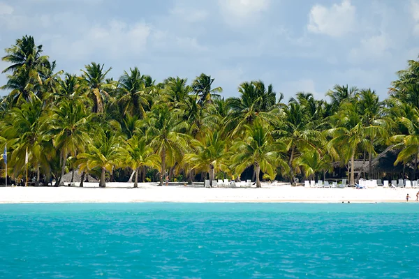 Insula cu plaja frumoasa — Fotografie, imagine de stoc