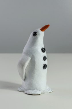 model kar penguin