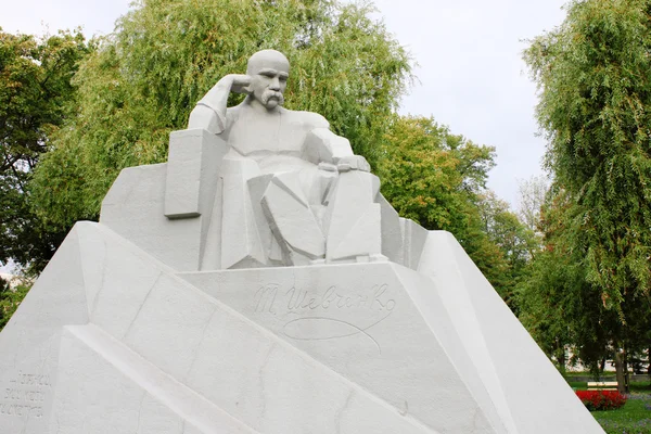 Пам "ятник Тарасу Шевченку — стокове фото