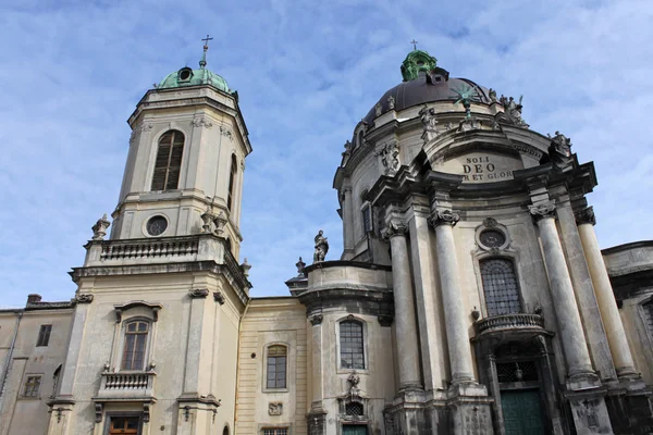 Dominicaanse kerk in lviv — Stockfoto