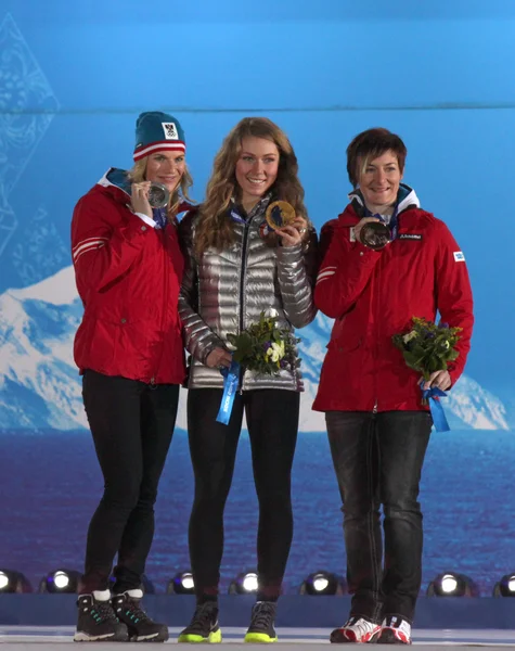 Vrouwen alpine skiën slalom medaille ceremonie — Stockfoto