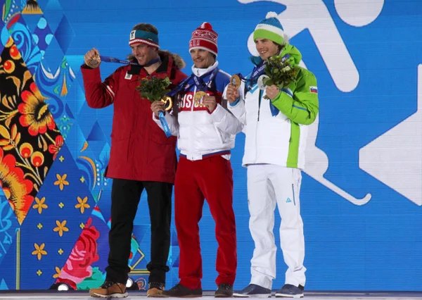Erkekler paralel slalom snowboard madalya töreni — Stok fotoğraf