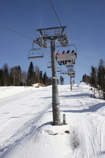 Chairlift in Caucasian mountains — Stock Photo, Image