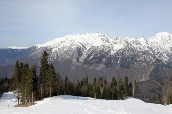 Montañas en invierno — Foto de Stock