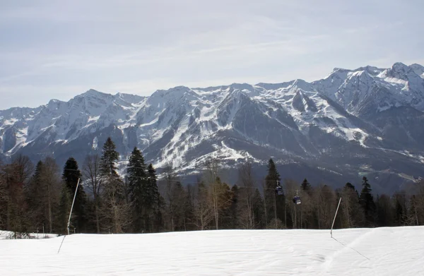 Paysage avec montagnes — Photo