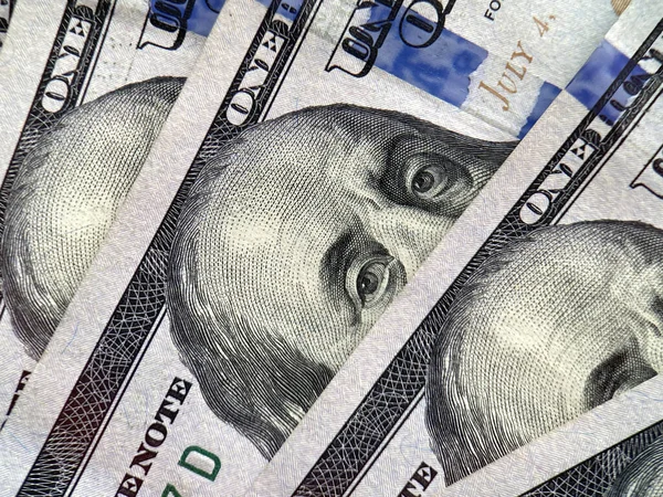 Zblízka Franklinovy Oči Sto Amerických Dolarů Bankovek — Stock fotografie