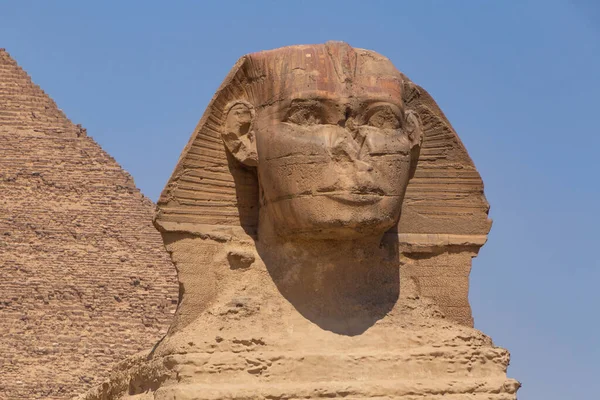 Grand Sphinx Devant Pyramide Khafre Gizeh Contre Ciel Bleu — Photo