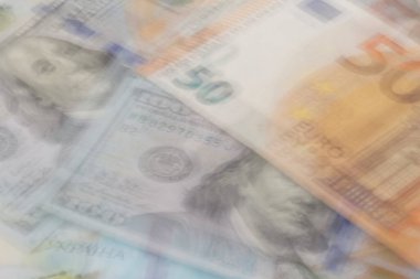 Soyut mali geçmiş: bulanık dolar, avro ve hrivnya banknotları