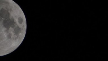 Moon disk son çeyrek yakın çekim.