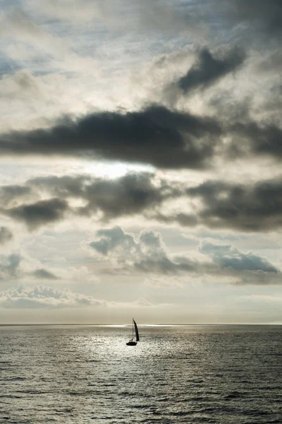 Navegando no mar — Fotografia de Stock