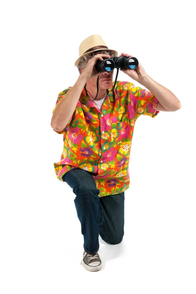 Tourist mit Fernglas — Stockfoto