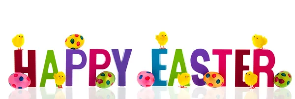 Páscoa feliz com ovos e pintos — Fotografia de Stock