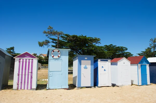 Cabanas de praia na ilha Oleron, na França — Fotografia de Stock