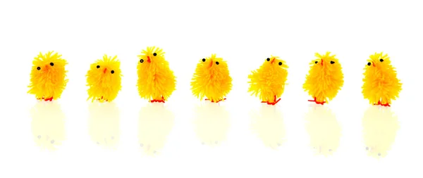 Yellow easter chicks — Stock Photo, Image