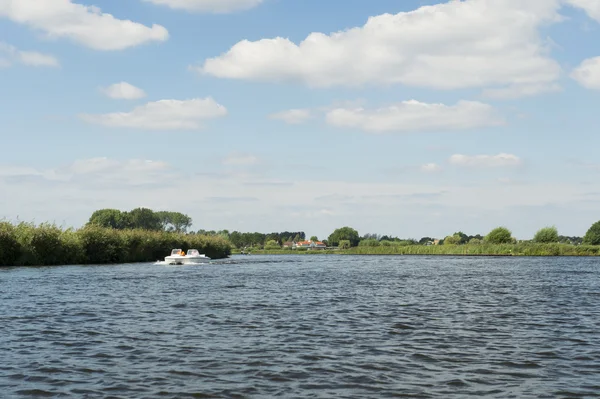 Rzeka w Holandii — Zdjęcie stockowe