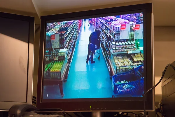 Cámara de seguridad en el supermercado — Foto de Stock