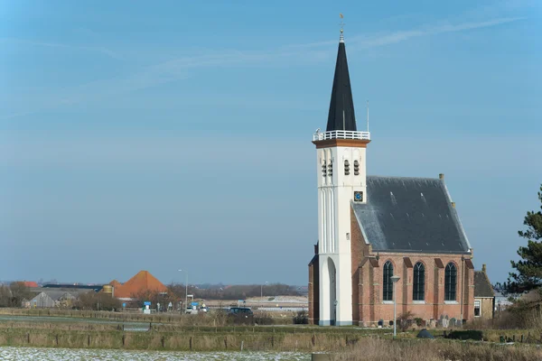 Iglesia en la isla holandesa Texel — Foto de Stock