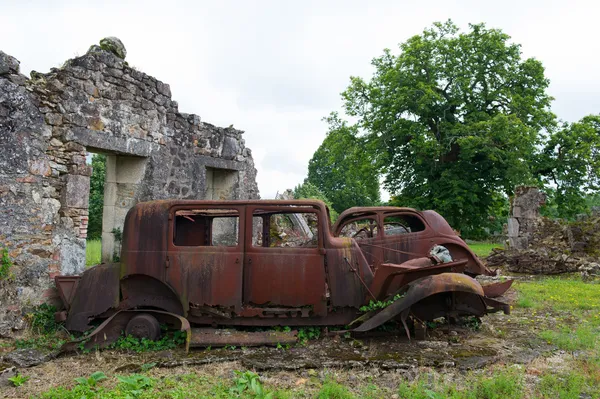 Auto del medico in Oradour sur Glane — Foto Stock