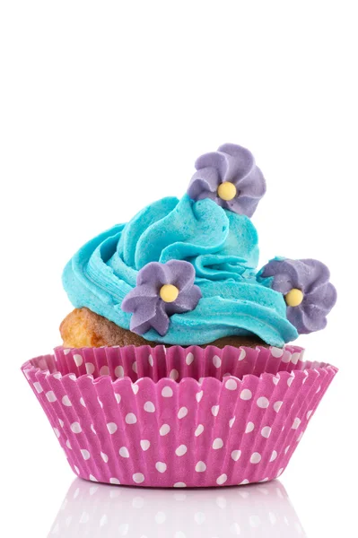 Birthday cupcake with flowers — Stock Photo, Image