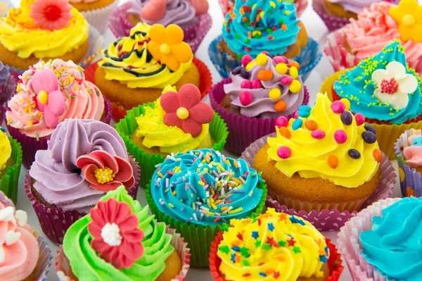 Birthday cupcakes — Stock Photo, Image