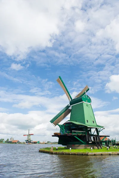 Moulins à vent à Dutch Zaanse Schans — Photo