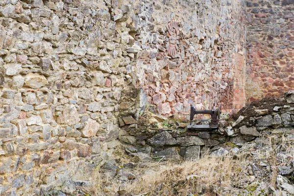 Sewing machine in Oradour sur Glane — Stock Photo, Image