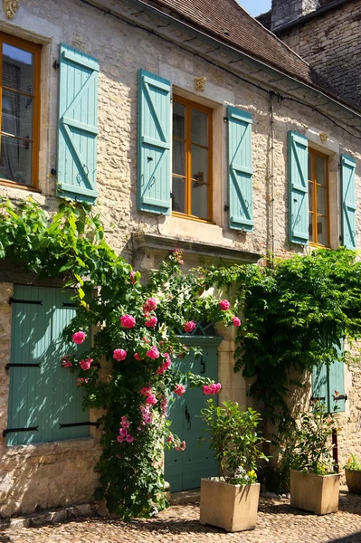 Casa típica francesa — Fotografia de Stock