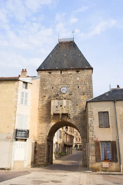 Ingresso del villaggio Noyers — Foto Stock