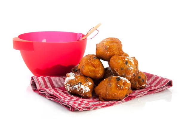 Nederlandse traditionele oliebollen bakken — Stockfoto