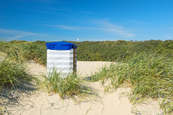 Spiaggia Borkum con sedia tipica — Foto Stock