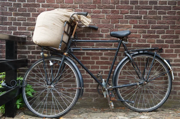 Bicicletta dal mugnaio — Foto Stock