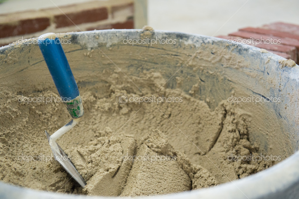 Краска водоэмульсионная фасадная #32135 (бежевый). Добавляем песок в краску. Фактурная краска песок для стен. Декоративная покраска стен. Камешковая штукатурка капарол.